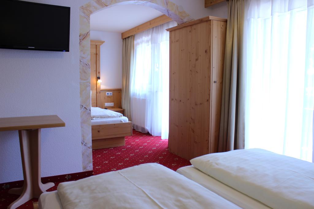 Hotel Restaurant Thurner Zams Pokój zdjęcie