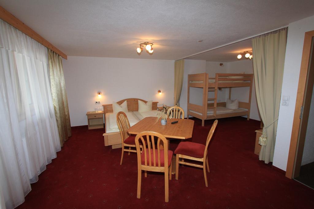 Hotel Restaurant Thurner Zams Pokój zdjęcie